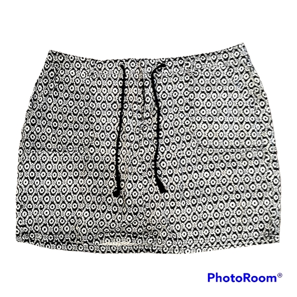 cleo Dresses & Skirts - 🦋🛍️2 for $20 or 🛍️3 for $25 🛍️NWOT Linen Skort